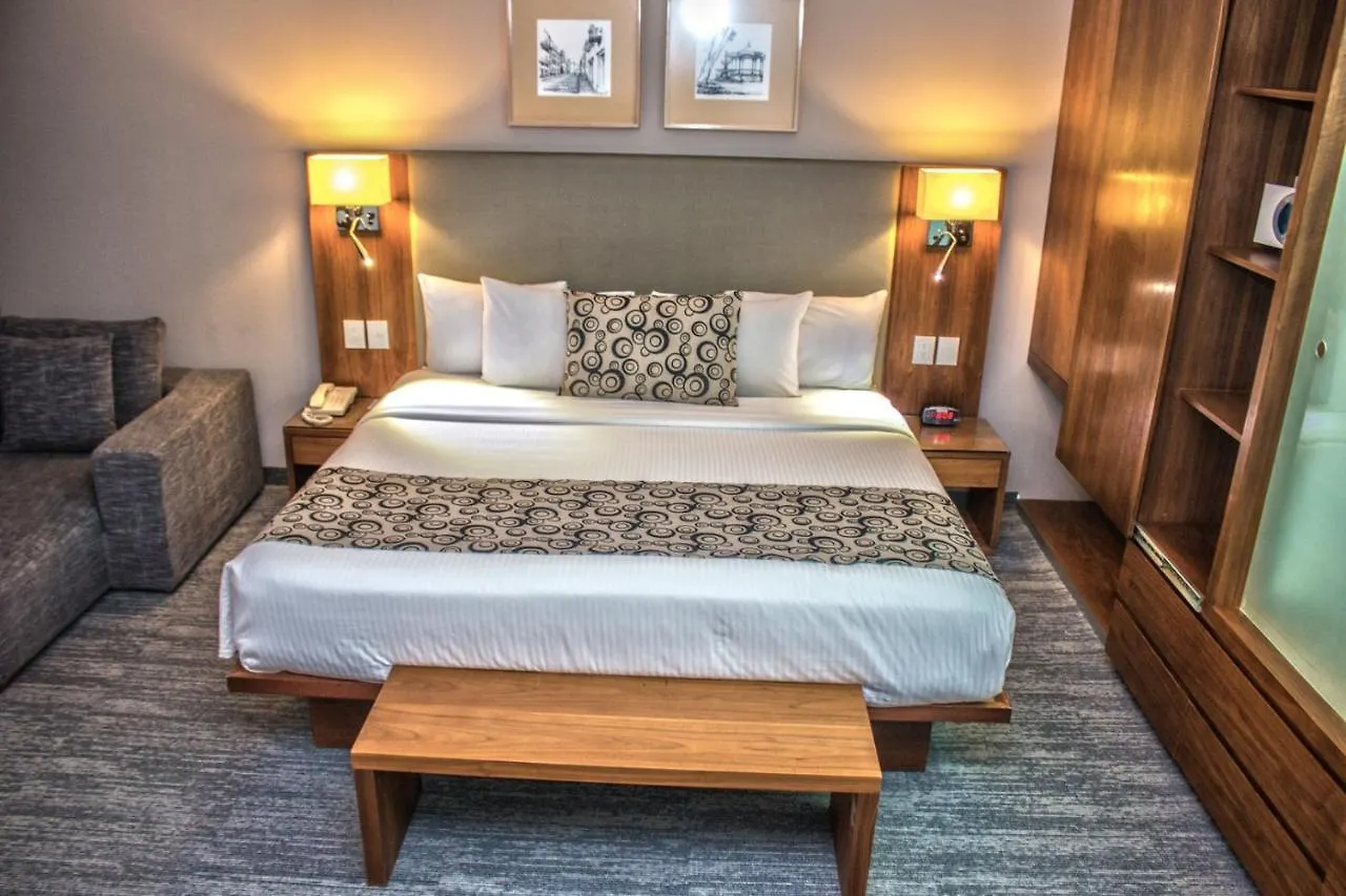 Casa Inn Premium Hotel Queretaro Miranda