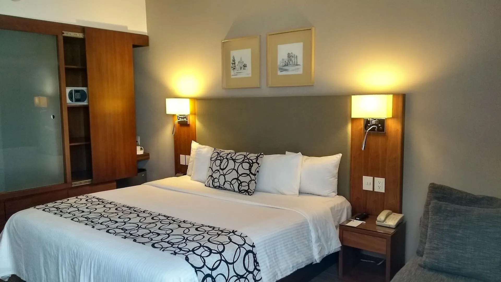 Casa Inn Premium Hotel Queretaro Miranda Мексика